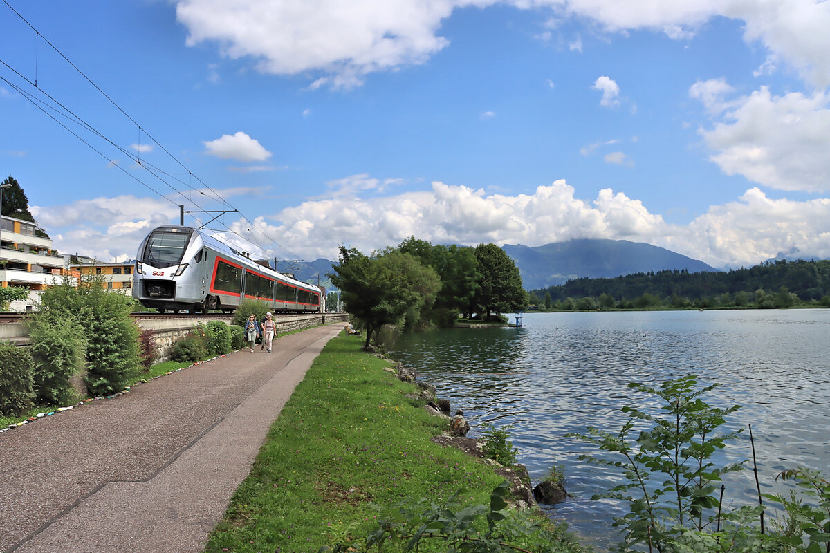 Schmerikon, am allerobersten Zipfel des Zürichsees: SOB Flirt 3 Nr. 526 007, 9.Juli 2021  