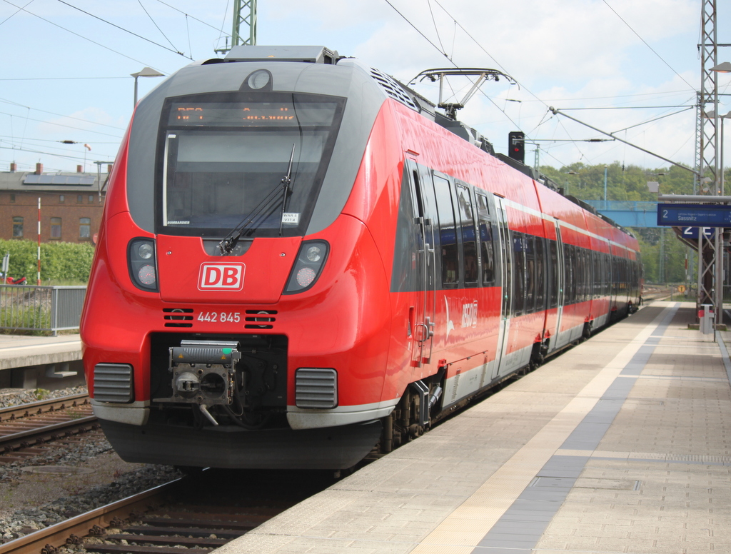 Schon am Morgen auf dem Weg auf die Insel Rgen war dem Fotografen klar das es mit dem Talent 2 zurck Richtung Rostock gehen sollte gegen 10:33 Uhr kam der Ostseehamster aus Rostock in Bergen auf Rgen an.31.05.2015