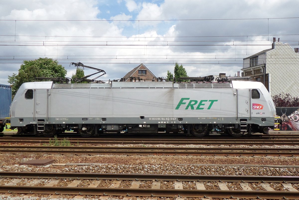 Seitenblickauf 186 184 in Antwerpen-Berchem am 28 Juni 2016.