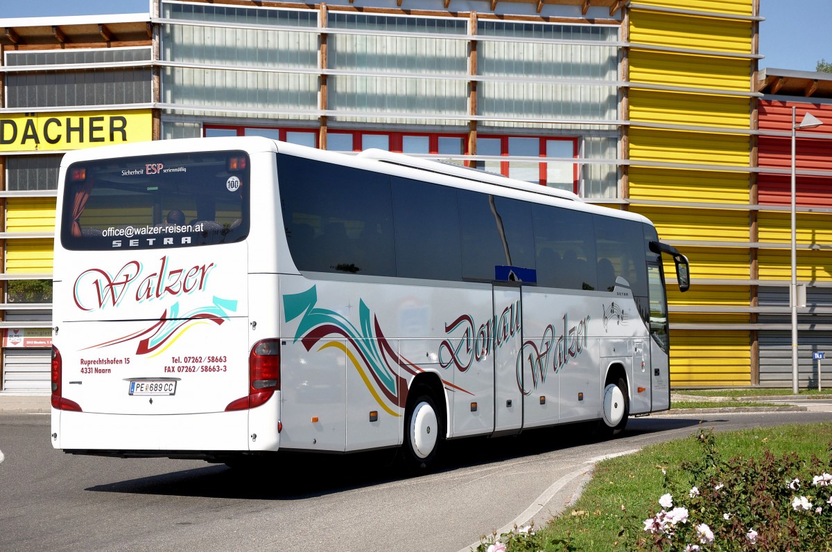 SETRA 415 GT-HD vom Busunternehmer Karl WALZER aus Niedersterreich im September 2013 in Krems.