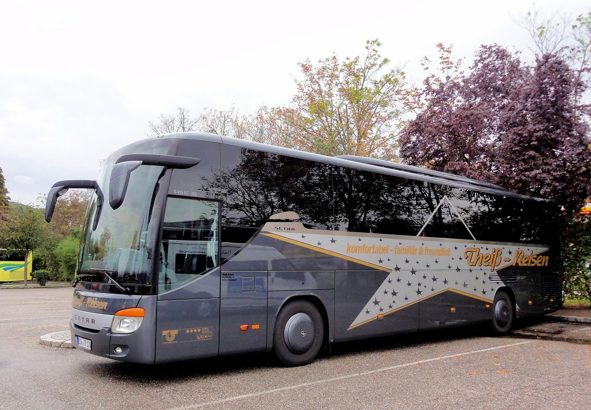 Setra 415 GT-HD von Thei Reisen aus der BRD in Krems gesehen.