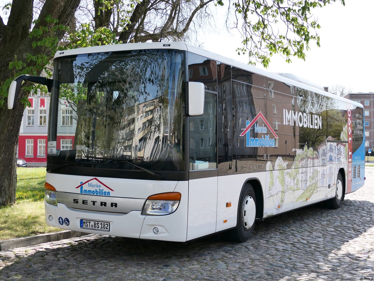 Setra 415 LE Business von Becker-Strelitz Reisen aus Deutschland in Friedland.