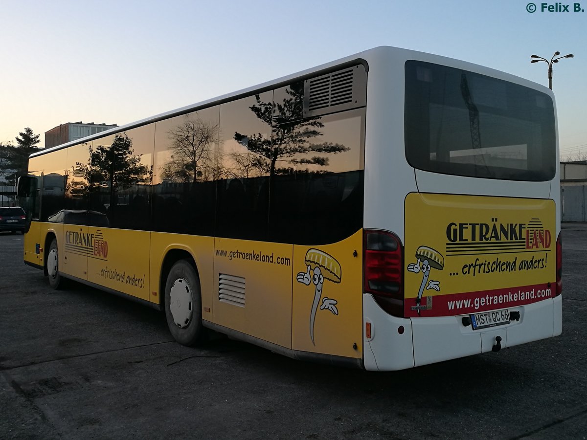 Setra 415 NF von Becker-Strelitz Reisen aus Deutschland in Neubrandenburg.