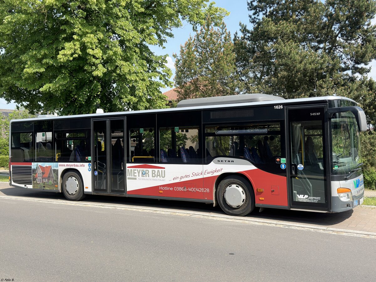 Setra 415 NF der Verkehrsgesellschaft Ludwigslust-Parchim mbH in Plau am See.