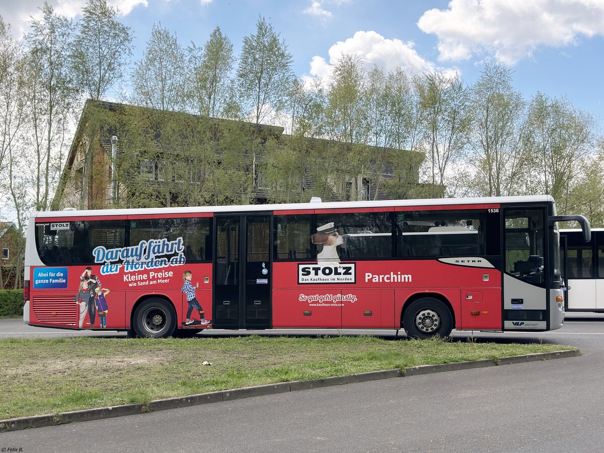 Setra 415 UL der Verkehrsgesellschaft Ludwigslust-Parchim mbH in Plau am See.