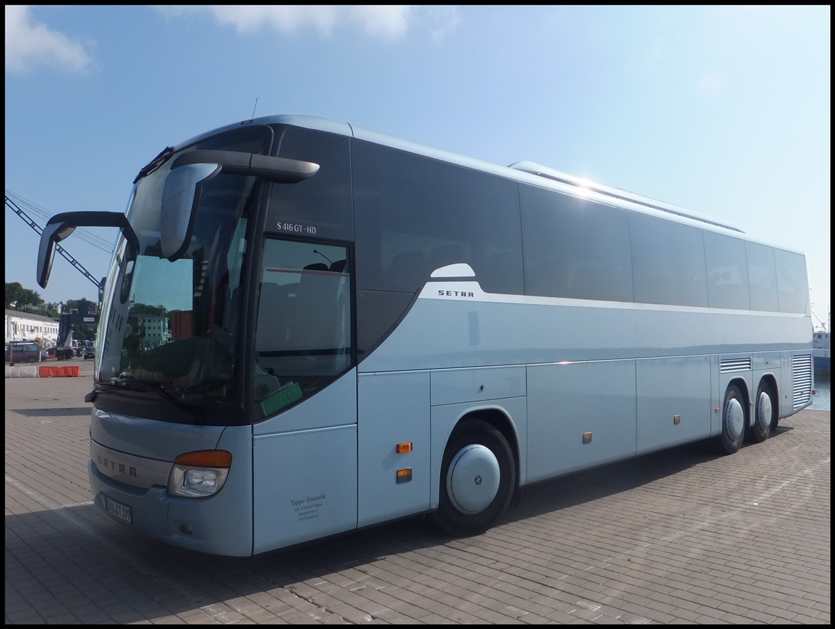 Setra 416 GT-HD von Tappe-Touristik aus Deutschland im Stadthafen Sassnitz.