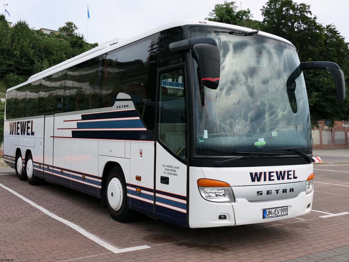 Setra 416 GT-HD von Wiewel aus Deutschland im Stadthafen Sassnitz.