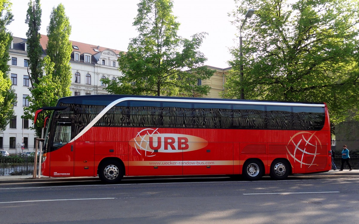 SETRA 416 HDH von URB Ende April 2014 beim Zoo Leipzig gesehen. 