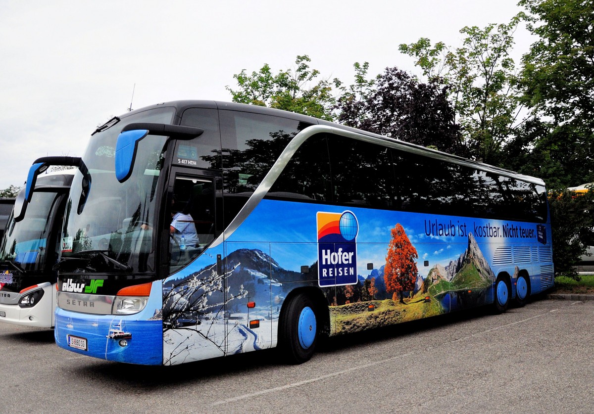 Setra 417 HDH von Albus aus sterreich im Juni 2015 in Krems.