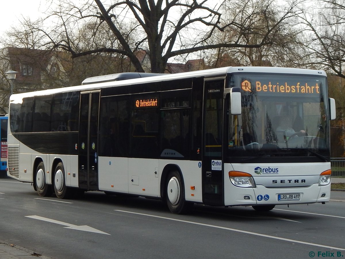 Setra 418 LE Business von Regionalbus Rostock in G�strow.