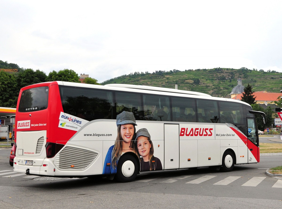 Setra 515 HD von Blaguss Reisen aus �sterreich in Krems unterwegs.