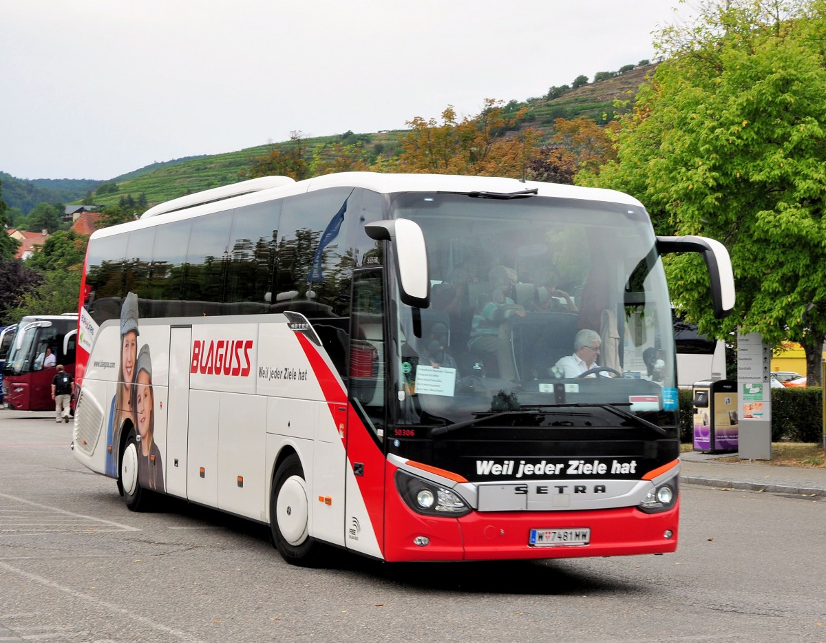 Setra 515 HD von Blaguss Reisen aus �sterreich in Krems unterwegs.