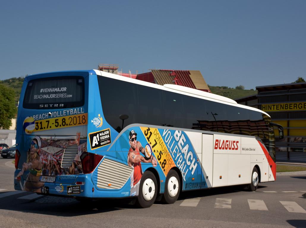 Setra 517 HD von Blaguss �sterreich im Mai 2018 in Krems.