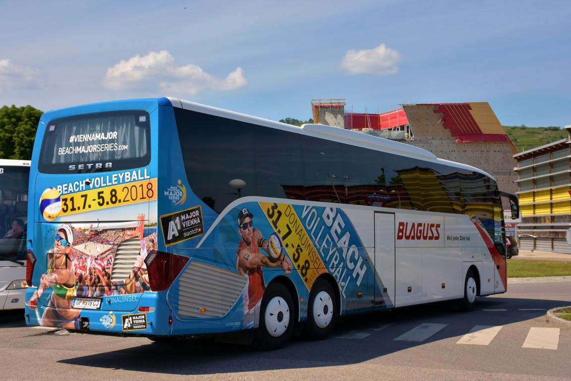 Setra 517 HD von Blaguss Reisen aus �sterreich im Mai 2018 in Krems.