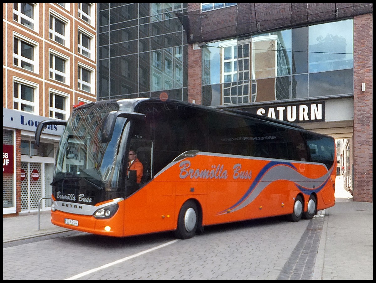 Setra 517 HD von Bromlla Buss aus Schweden in Rostock.