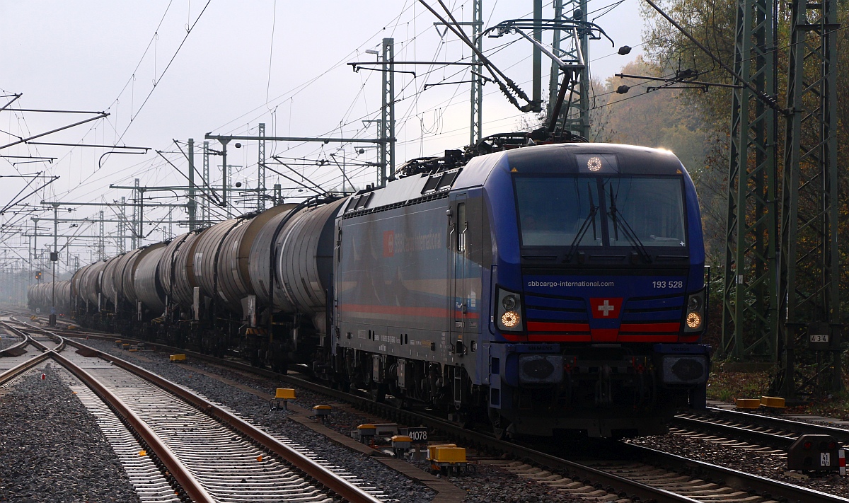 SIEAG/SBBC 193 528-7 REV/MMAL/13.02.20 mit Kesselwagenzug. HH-Harburg 29.10.2022