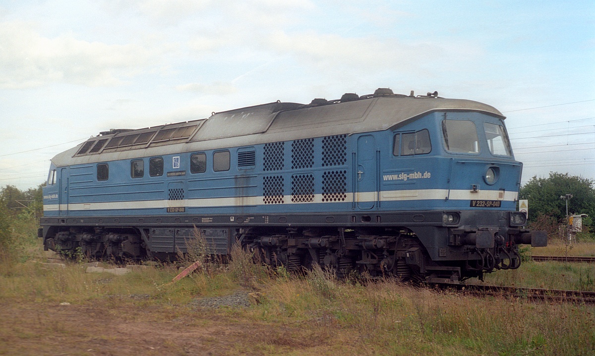 SLG V 300-SP-040(LTS 100020, 1977, ex DR 142 002-5, 242 002-4, BTK W232-02  heute 0232 002-8 Hafen Halle), Flensburg Weiche 10.09.2004