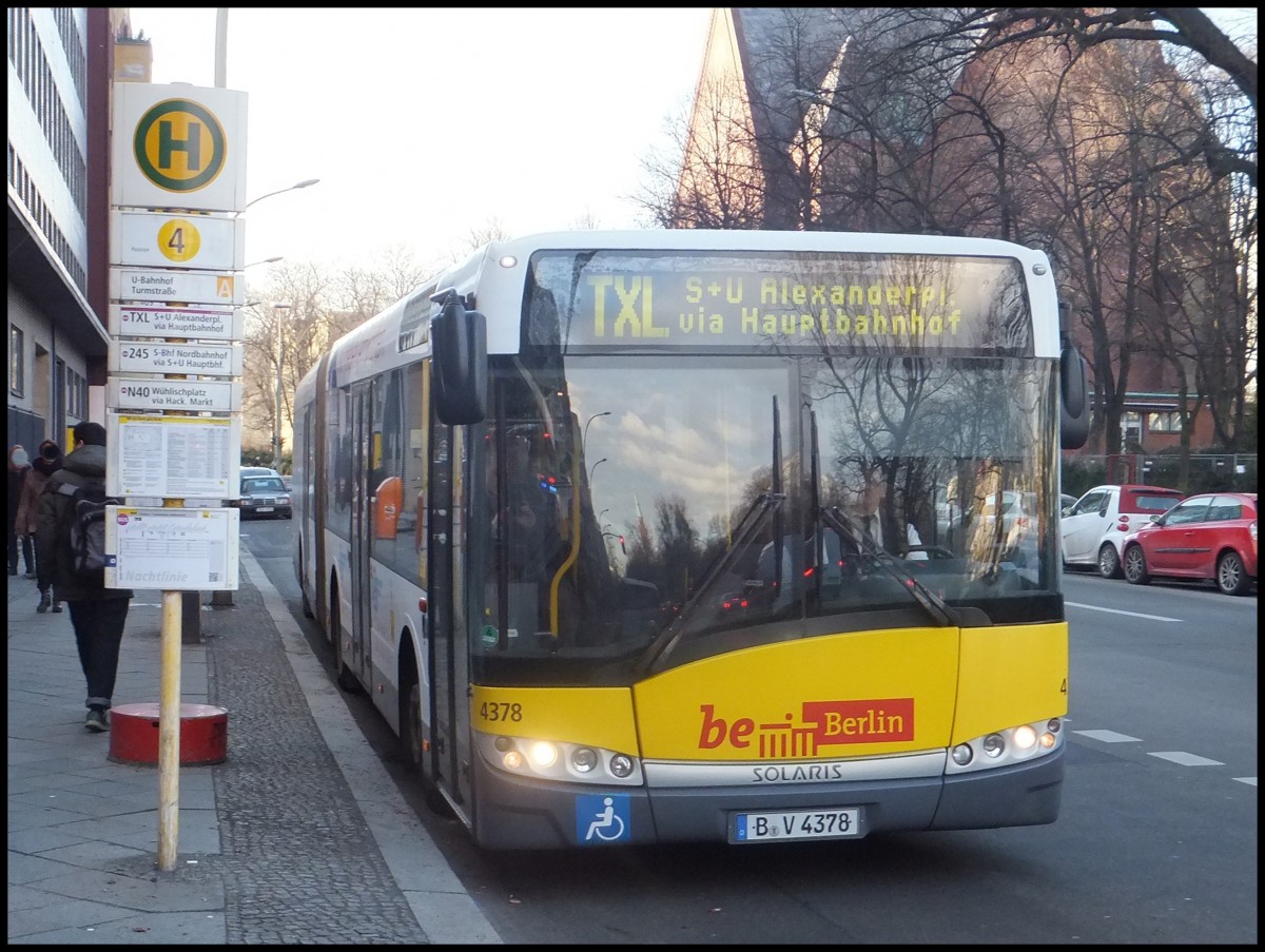 Solaris Urbino 18 der BVG in Berlin.