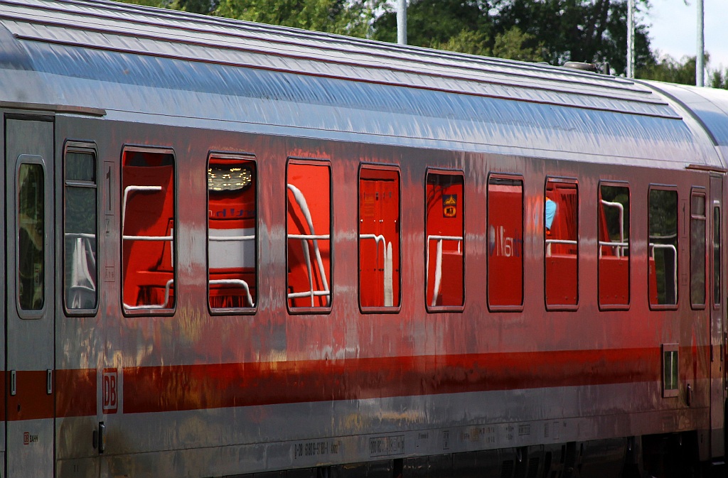 Spiegelungen in einem IC Wagen....eine Gravita mal anders gesehen...Schleswig 09.08.2013