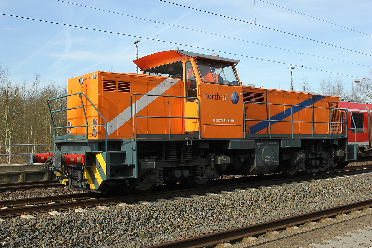 STS/Northrail 98 80 0272 005-6(REV/NTS/27.02.2013) eingesetzt als zur Fahrschule. Schleswig  31.03.2017