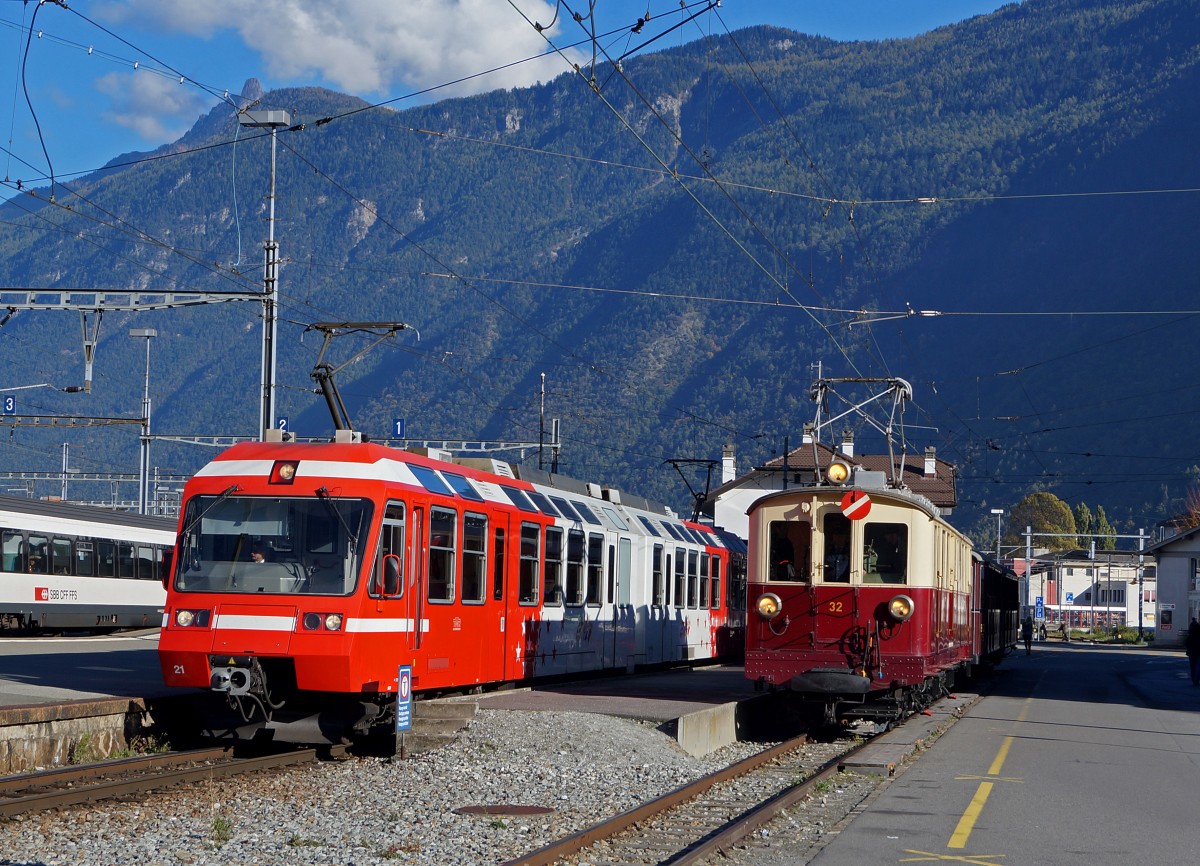 TMR/MC: 76 Jahre Altersunterschied zwischen dem BDeh 4/6 21 (1997) und dem BDeh 4/4 32 (1921). Die Aufnahme ist am 26. Oktober 2014 in Martigny entstanden.
Foto: Walter Ruetsch
