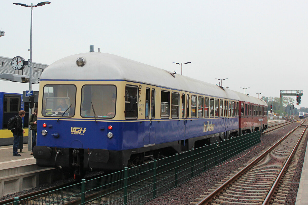 und VGH / MaK Triebwagen im Pendelverkehr. Sonntag, 01.10.2023 in Bremervörde.