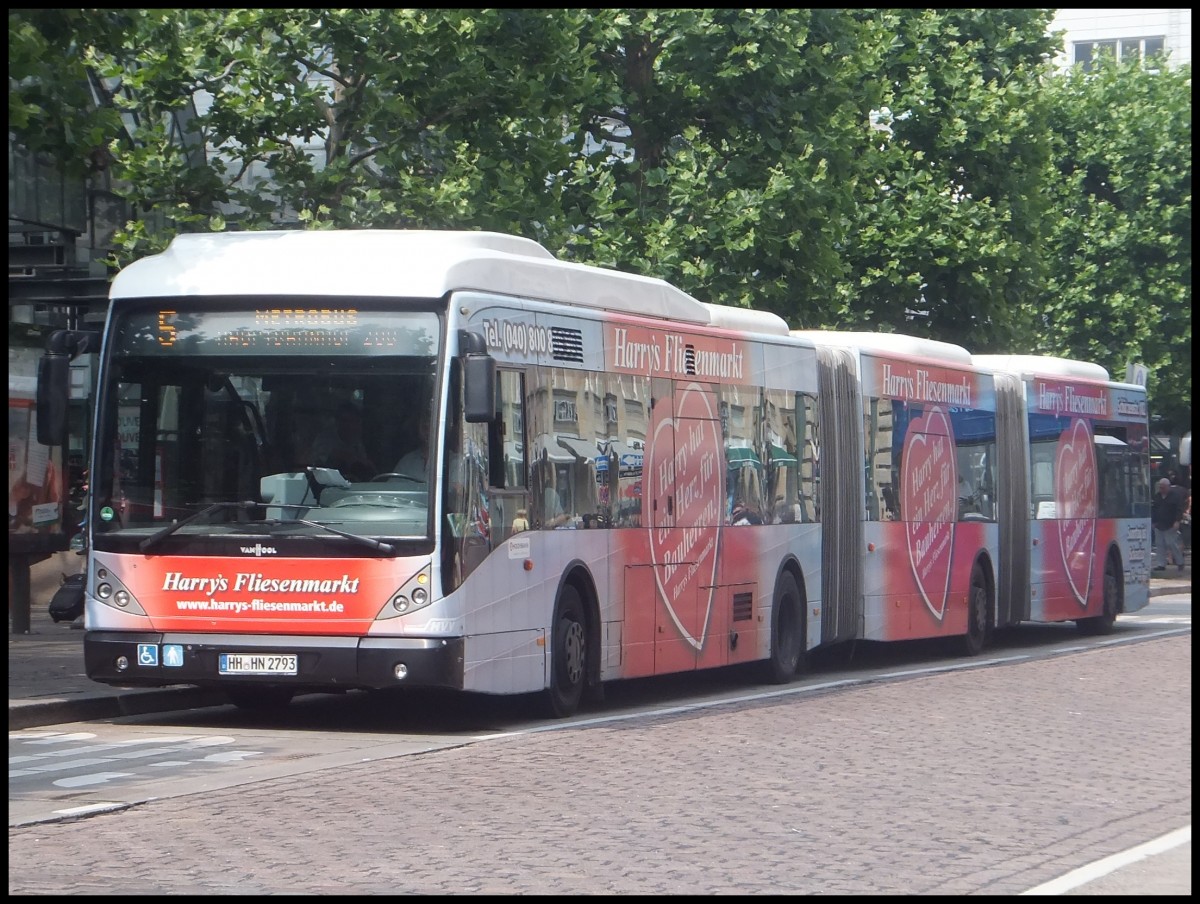 Van Hool AGG 300 der Hamburger Hochbahn AG in Hamburg.