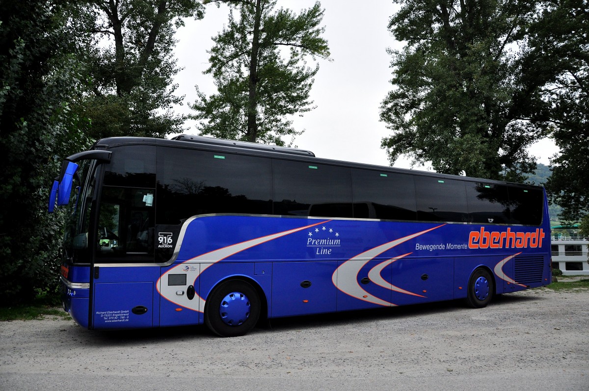 Van Hool T916 Alicron von Eberhardt.de im Herbst 2013 in der Wachau (N..)gesehen.