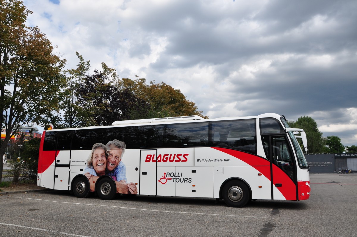 VDL Berkhof  Rolli Tours  von Blaguss Reisen aus sterreich in Krems gesehen. 