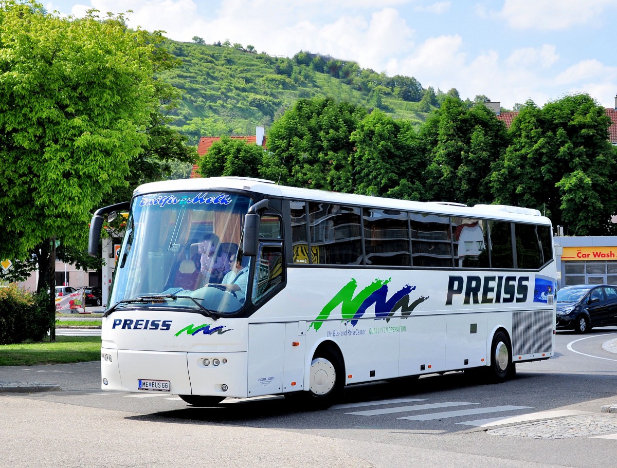 VDL BOVA von ZW�LFER/PREISS aus Nieder�sterreich am 29.5.2013 in Krems an der Donau.