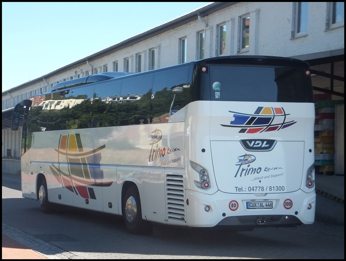 VDL Futura von Primo-Reisen aus Deutschland im Stadthafen Sassnitz.