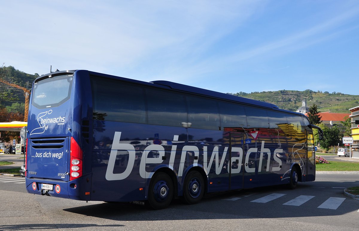 VOLVO 9700 von Beinwachs Reisen aus Niedersterreich in Krems gesehen.