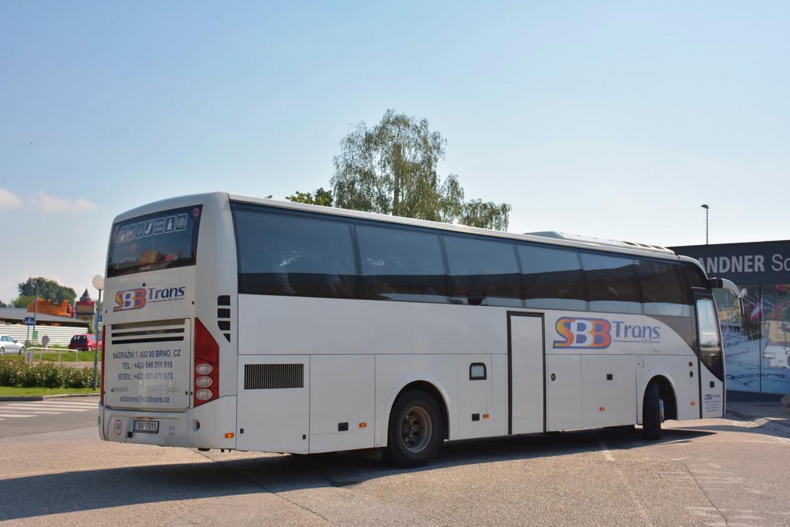 VOLVO 9700 von SBB Reisen aus der CZ im Mai 2018 in Krems.