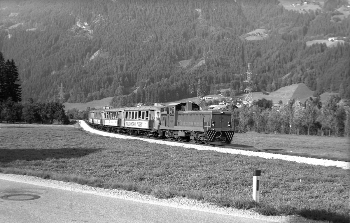 Zillertalbahn: ZB D10 (ex JZ 740-004) Ried i.Z. 04.09.1982