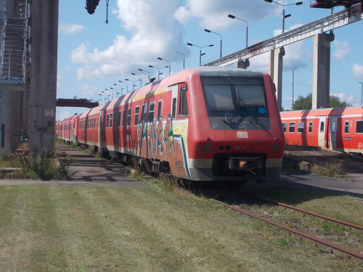 Zu den abgestellten 611er von Mukran zählt auch der 611 512.Aufgenommen am 21.August 2019.