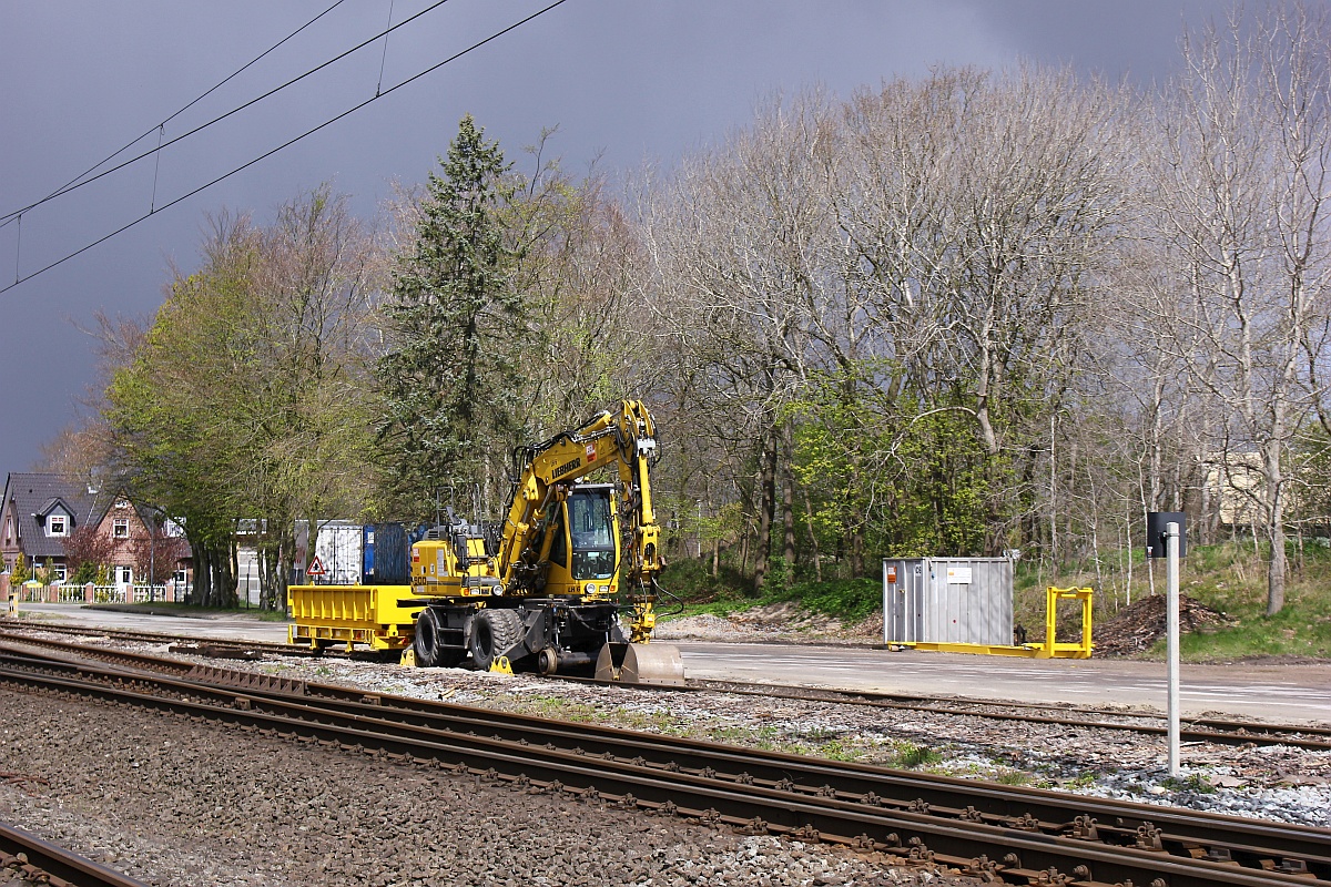 Zweiwegefahrzeug Libherr LH 6 900 Jbek 23.04.2017 II