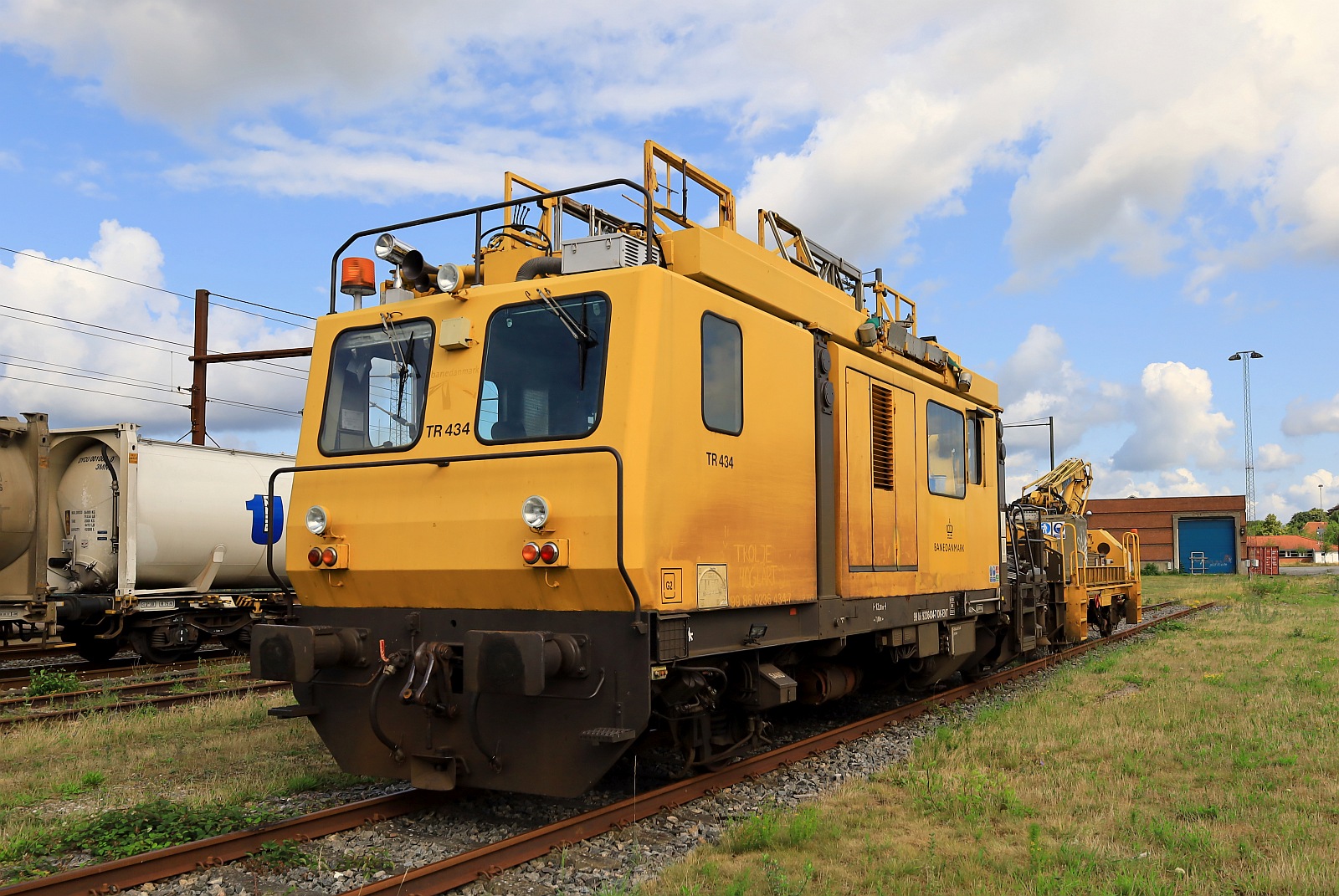 Banedanmark/Enterprise MTW Trolje 434 oder 99 86 9236 434-7 + Kranwagen 673a/ 99 86 9436 673-8. Pattburg/DK 14.07.2023 II