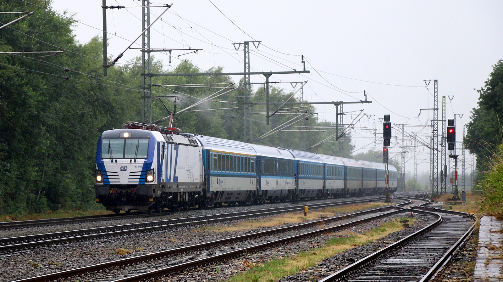 CD/VUZ 193 902 mit EC 175 nach Prag. Jübek 01.07.2023