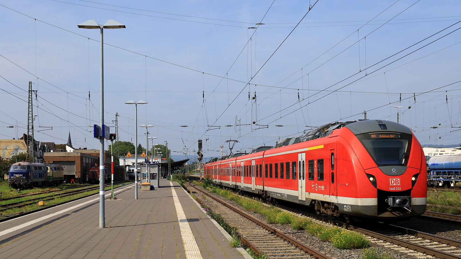 DB 1440 222/722 als RE 8 nach Koblenz Hbf Ausfahrt Neuwied 12.09.2023