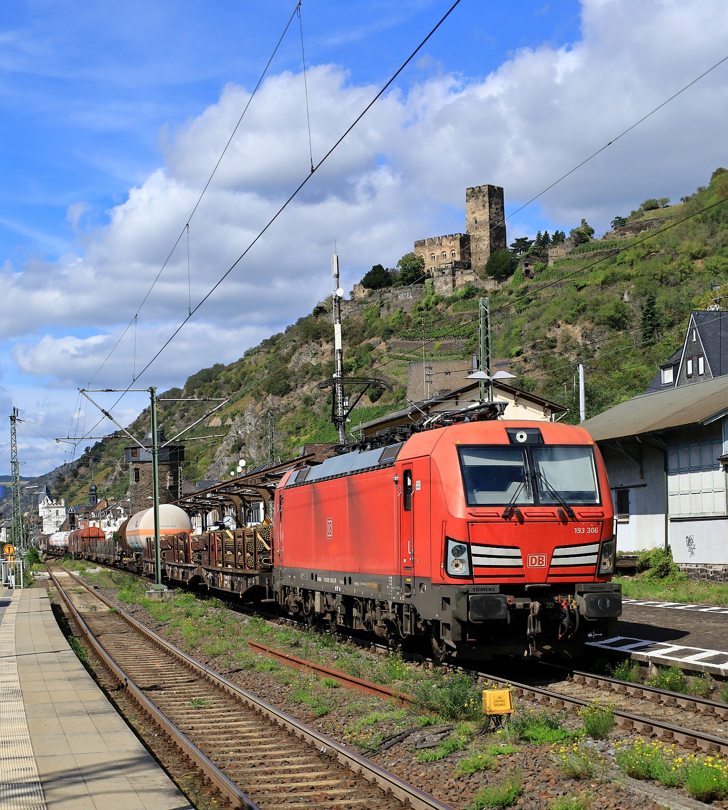 DB 193 306-8 mit Mischer Kaub am Rhein 14.09.2023