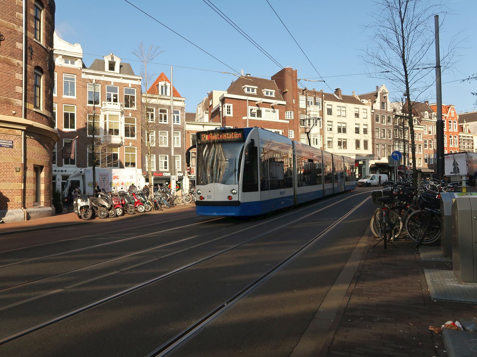 GVBA Strassenbahn 2060 Nieuwezijds Voorburgwal, Amsterdam 17-02-2025.

GVBA tram 2060 Nieuwezijds Voorburgwal, Amsterdam 17-02-2025.