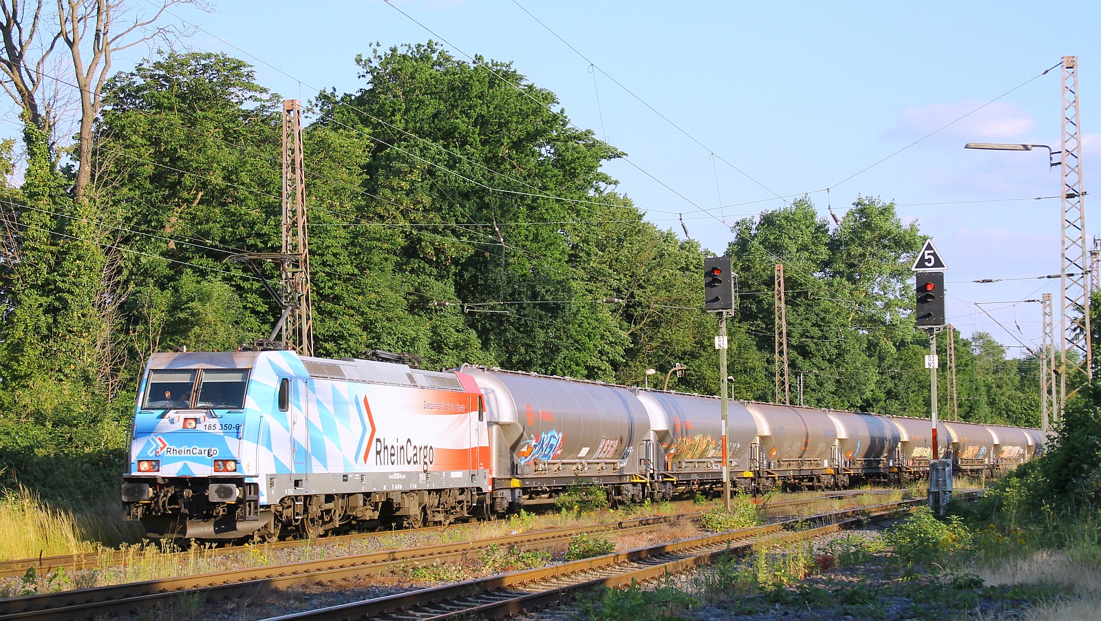 Rhein Cargo 185 350-6 (ex DBC) Ratingen-Lintorf 14.06.2023 