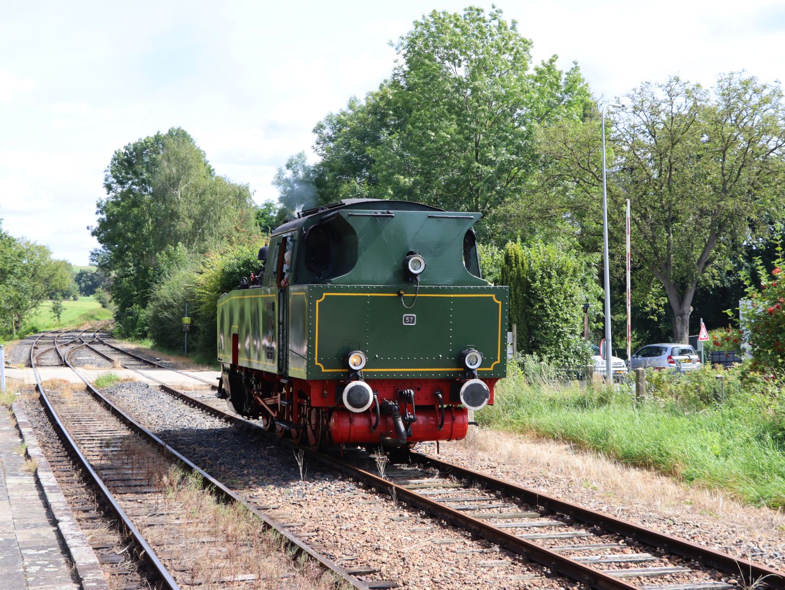 ZSLM (Zuid‐Limburgse Stoomtrein Maatschappij) Dampflokomotive Nummer 57  Bonne . Miljoenenlijn Bahnhof Schin op Geul 21-08-2024.

ZSLM (Zuid‐Limburgse Stoomtrein Maatschappij) stoomlocomotief nummer 57  Bonne . Miljoenenlijn station Schin op Geul 21-08-2024.