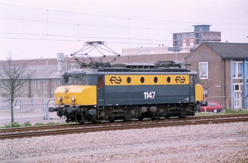 1147 defekt in 's-Hertogenbosch 14-04-1995.
