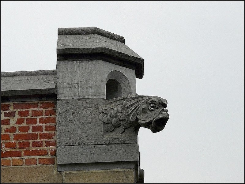 Detailaufnahme des Bahnhofsgebudes Gent Sint Pieters. 13.09.08 (Jeanny)