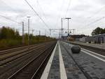 Bahnsteiggleis 2 und 3 Bahnhof Bad Bentheim 02-11-2018.

Perron spoor 2 en 3 station Bad Bentheim 02-11-2018.
