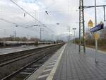 Gleis 2 und 3 Bahnhof Emmerich am Rhein 12-03-2020.

Spoor 2 en 3 gezien in richting Wesel. Emmerich 12-03-2020.