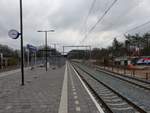 Gleis 2 Bahnhof Driebergen-Zeist 06-03-2020. 

Spoor 2 gezien in de richting Arnhem. Driebergen-Zeist 06-03-2020.