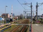 Gleis 1 und Bahnbergang Bahnhof Vlaardingen Centrum 16-03-2017.


Spoor 1 overweg en toegang tot perron oostzijde station Vlaardingen Centrum 16-03-2017.