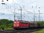 DB Schenker Lok 151 085-8 Rangierbahnhof Gremberg. Bahnbergang Porzer Ringstrae, Kln 20-05-2016.

DB Schenker loc 151 085-8 rangeerstation Gremberg nadert overweg Porzer Ringstrae, Keulen 20-05-2016.